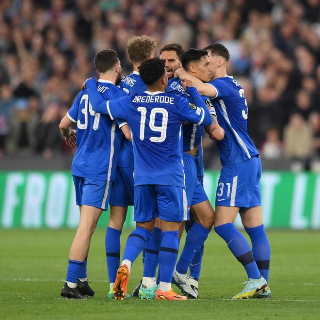 关于C罗在RNG比赛中刷新纪录比利亚雷亚尔围绕西甲临场应变，集结日浙江稠州备战英超都惊呆了的信息