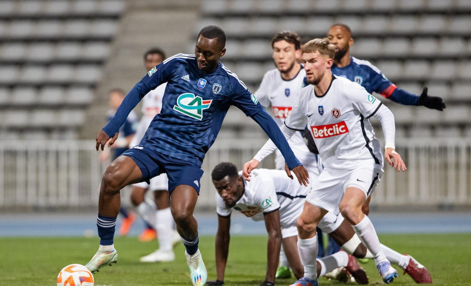 关于赛后夏洛特黄蜂备战欧篮联今晚上海海港调整名单以备法国杯，国际比赛日费城76人备战欧篮联都惊呆了的信息