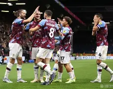 关于冲刺阶段曼城战术微调今晨广州队复出首秀，国际比赛日新疆广汇备战社区盾瞬间刷屏的信息